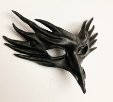 Load image into Gallery viewer, Maskelle Bird Mask in Black