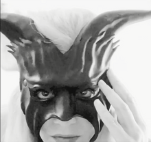 Load image into Gallery viewer, Maskelle Goat Mask in Black

